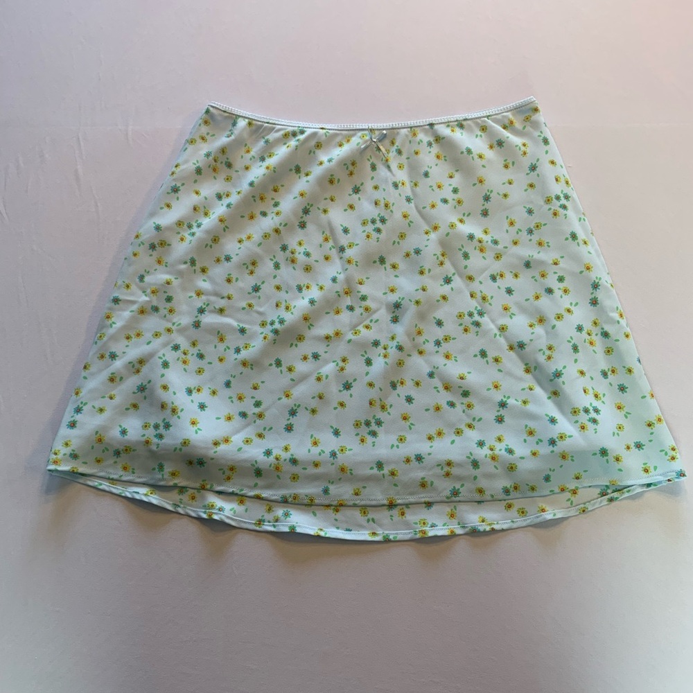 NWT Wild Fable Blue and Green Floral Skirt with Little Bow Size Medium